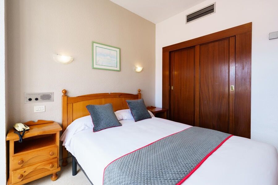 Oyo Hotel Costa Andaluza Motril Exterior photo