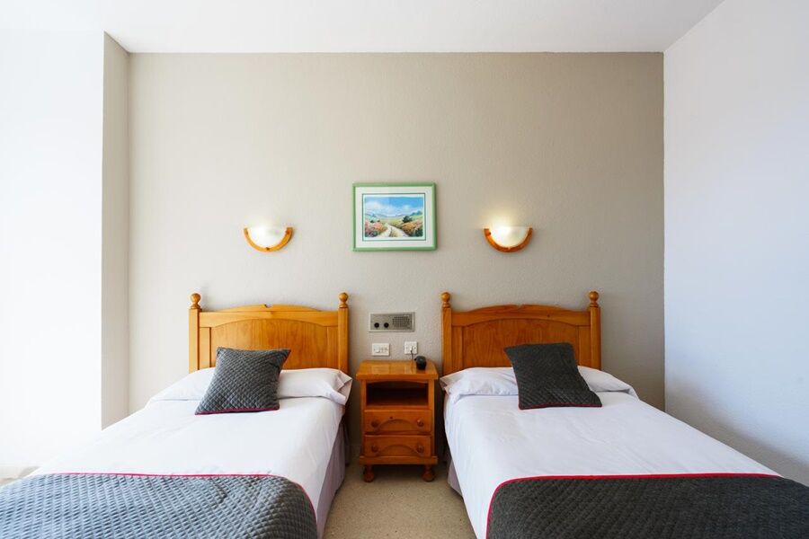Oyo Hotel Costa Andaluza Motril Exterior photo